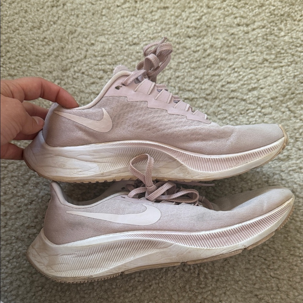 Nike Women's Light Pink Athletic Shoes